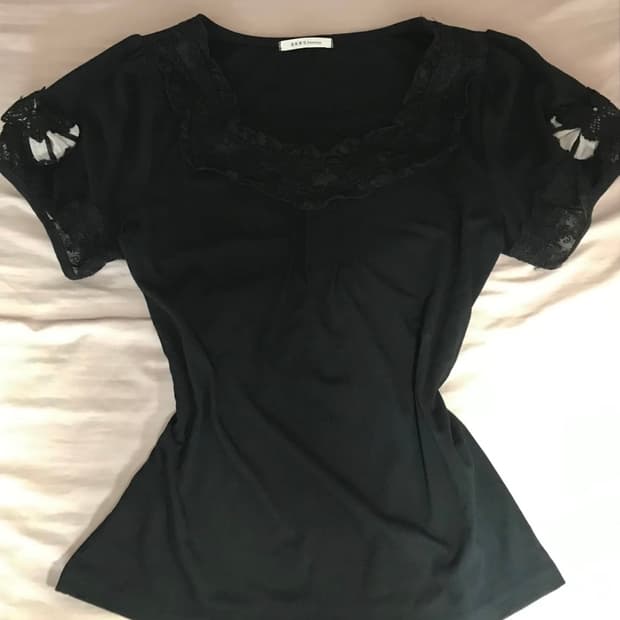 axes femme 엑시즈팜 레이스 티셔츠
