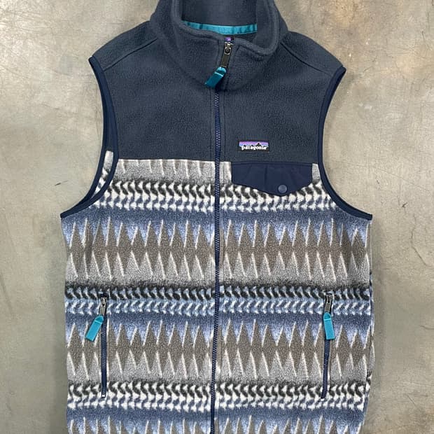파타고니아 신칠라 플리스 조끼