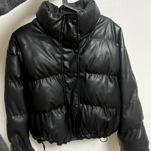 보세 검정 숏 패딩