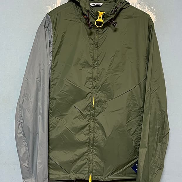 Barbour 바버 경량 윈드브레이커 바람막이 새상품 여름 L 100