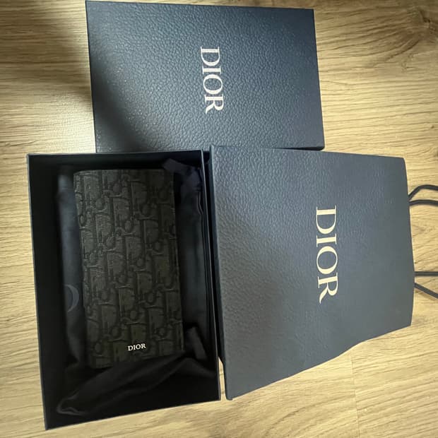 디올 오블리크 장지갑