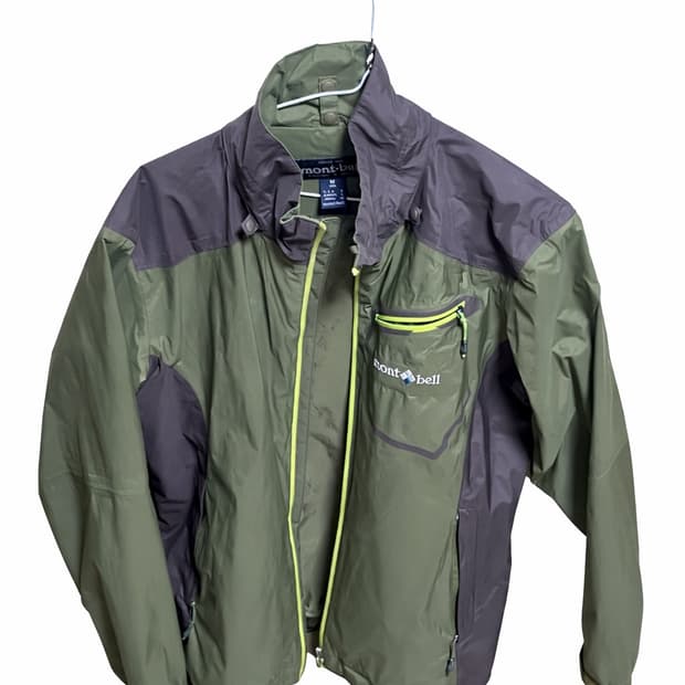 고프코어 몽벨 바람막이