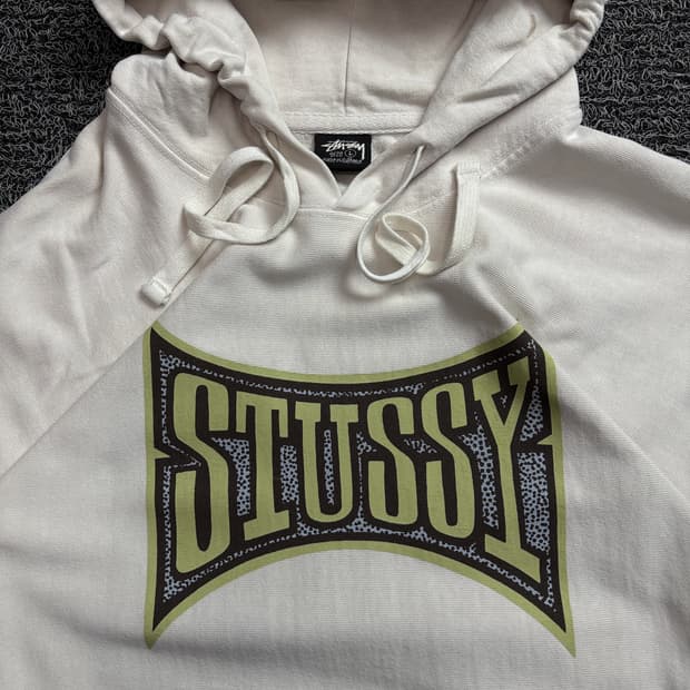 스투시 신형 챔피언 빅로고 피그먼트 다이드 후디 1846