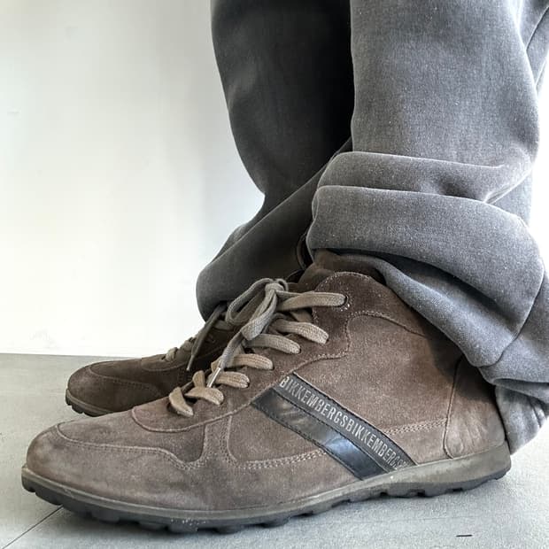 비켐버그 스웨이드 브라운 스니커즈 