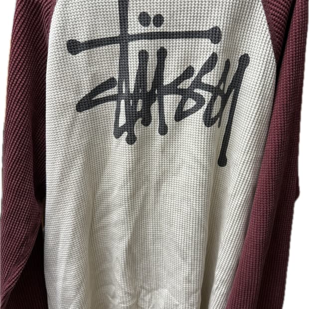 스투시 롱슬리브 팝니다