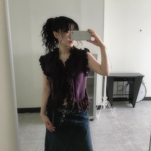ruffled knit vest