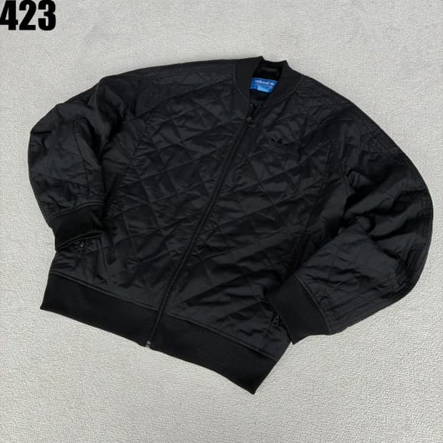 아디다스 블랙 퀼팅 봄버 자켓 m