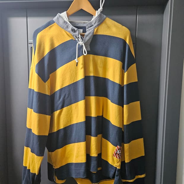 커스텀 멜로우 럭비 후드티 