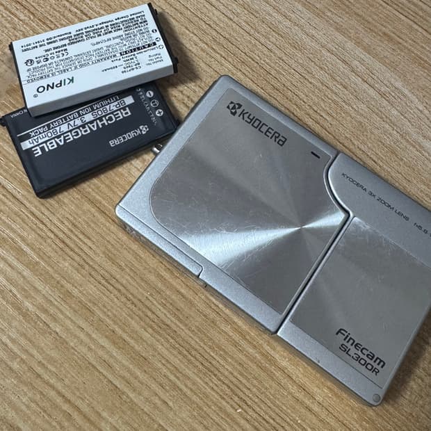 교세라 finecam sl300r 빈티지디카