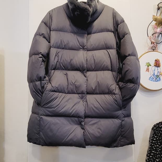 블룸스버리 구스패딩