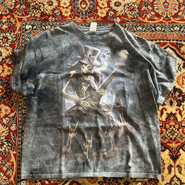 00s Skeleton Guitar Tie Dye XL