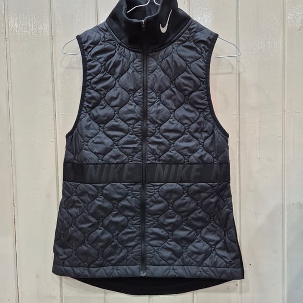 여성나이키 에어로레이어 베스트