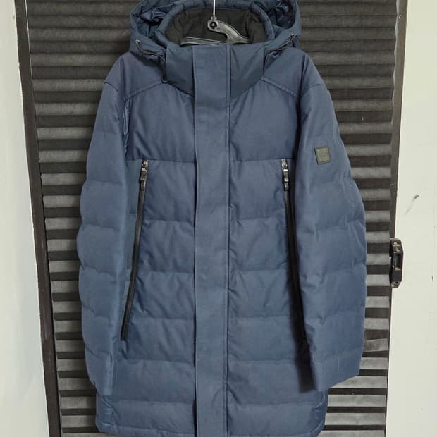(정품) [휴고보스] 덕다운 하프롱패딩 판매합니다.