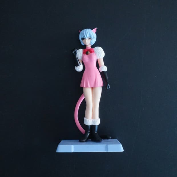 에반게리온 네코 레이 피규어