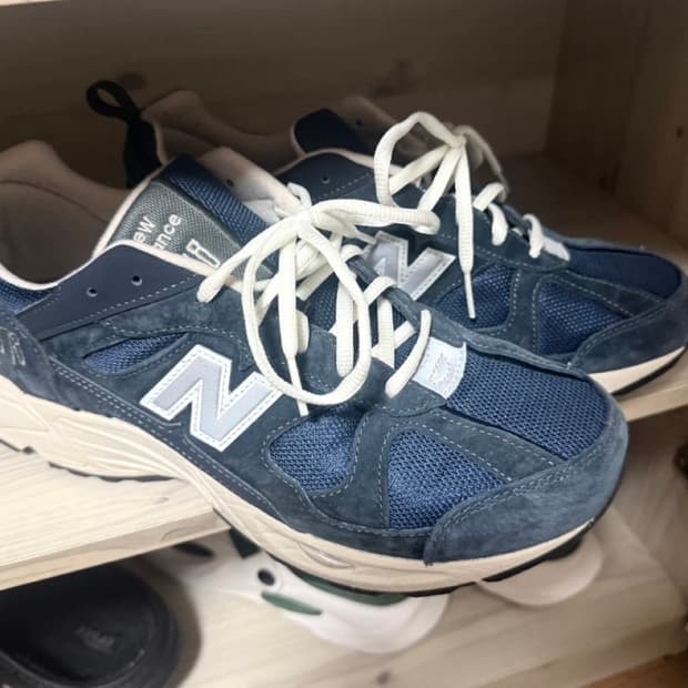 뉴발란스 878