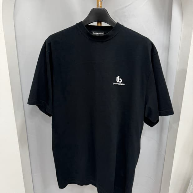 발렌시아가 스포티 B 반팔 3사이즈 