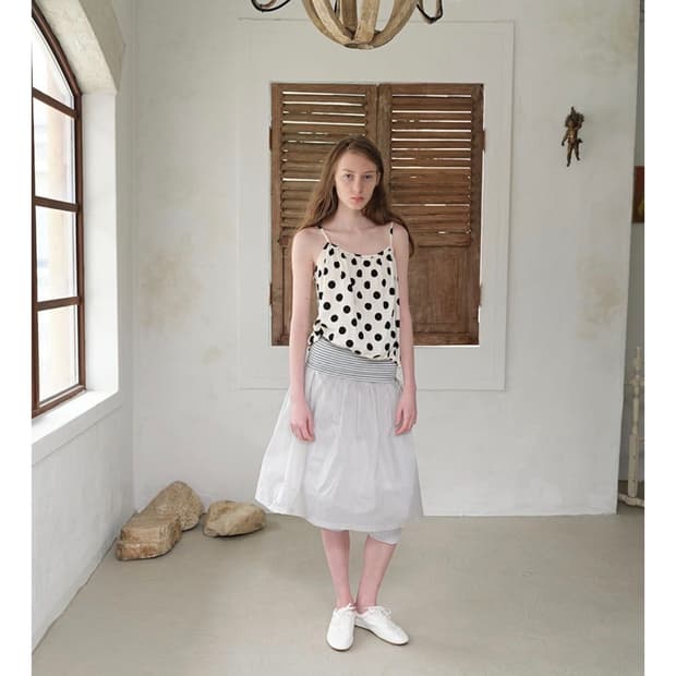 펀프롬펀 Folded waist midi skirt light grey