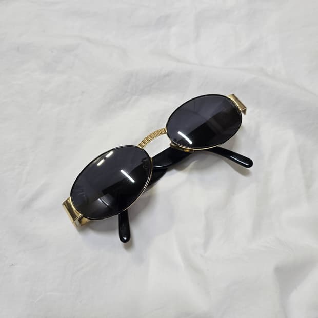 FENDI 펜디 빈티지 선글라스