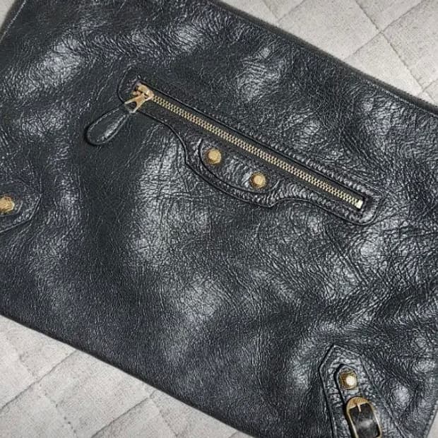 [정품] 발렌시아가 엔벨로프 금장 클러치 블랙 (단품) 