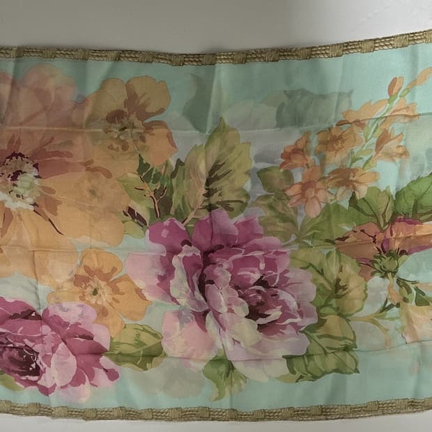 로라 애슐리 실크 스카프