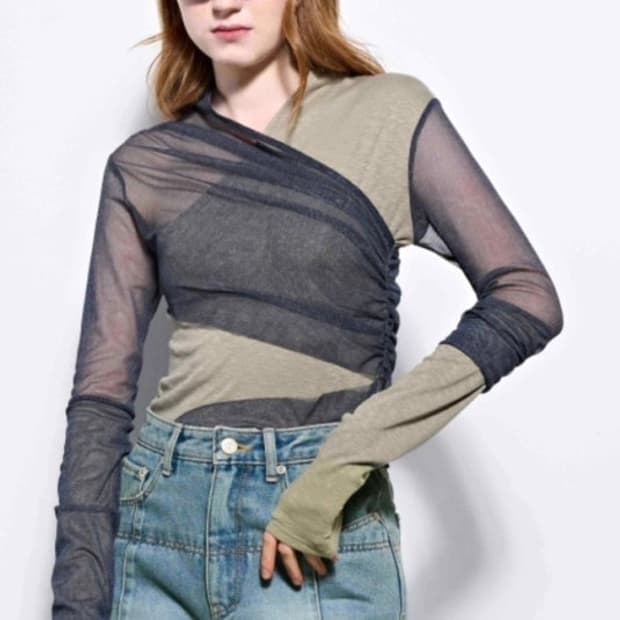 Kimzisu 시스루 탑