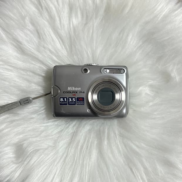*풀박스*Nikon p4(p3)쿨픽스 니콘 p4 빈티지 디카