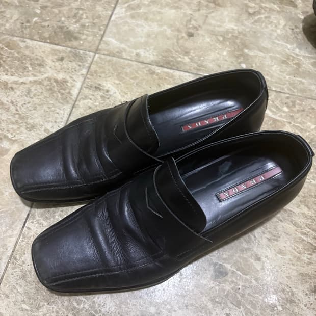 프라다 로퍼 260 