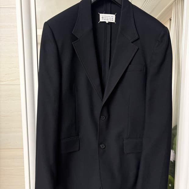 [54] 마르지엘라 투버튼 블레이저