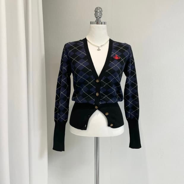 비비안웨스트우드 레드라벨 아가일 패턴 니트 가디건