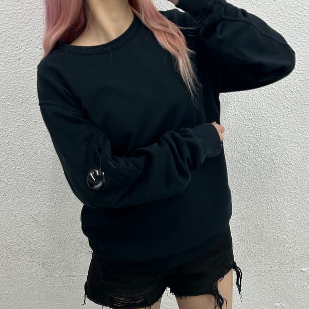 CP컴퍼니 사이드와펜 블랙 롱슬리브