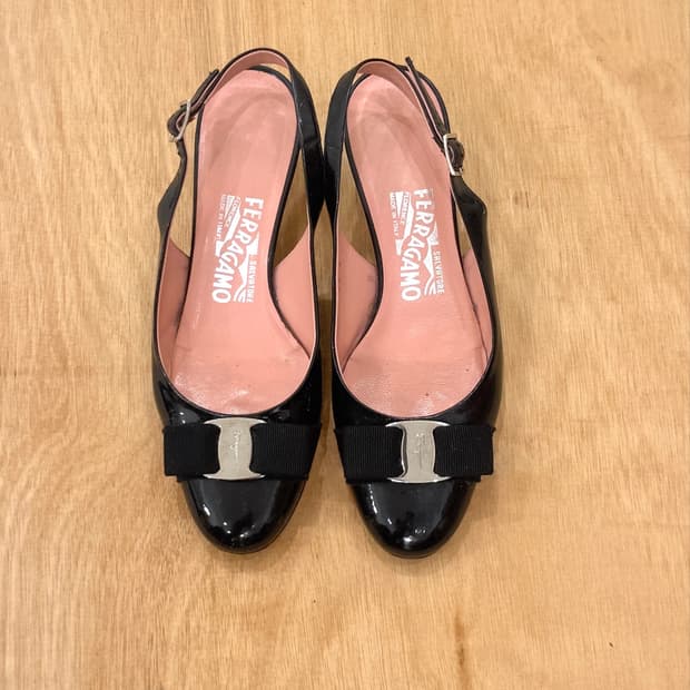 [Salvatore Ferragamo]  Slingback Pumps 