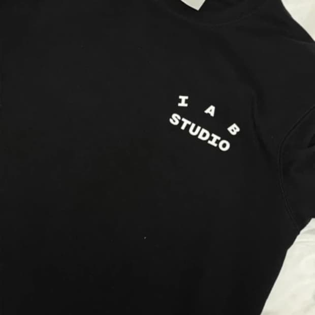 IAB 스튜디오 10주년 한정판 블랙 L
