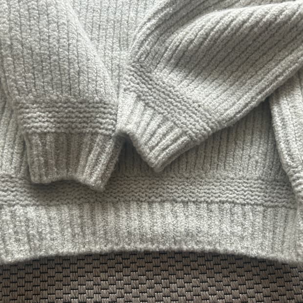 낫띵리튼 단종템 그레이시 울 니트