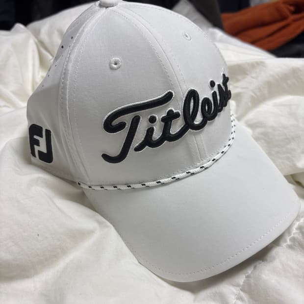 타이틀리스트 화이트 캡 모자 (새상품)