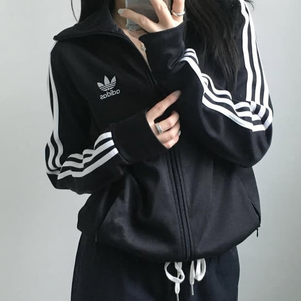 Adidas 아디다스 블랙컬러 유로파 트랙탑