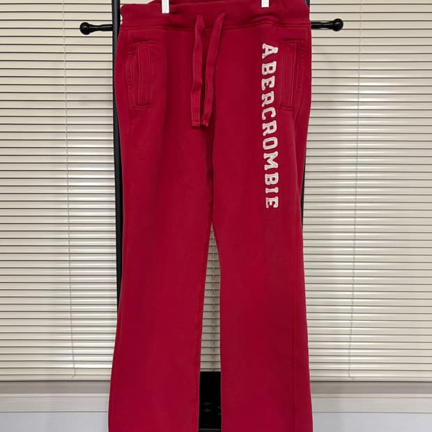 아베크롬비 앤 피치 클래릭 로고 스웨트팬츠