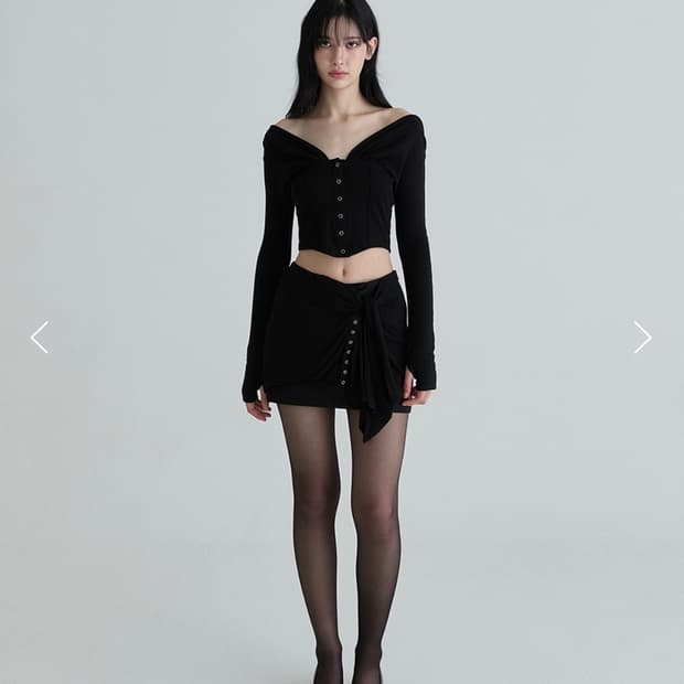 낫유어로즈 Cardigan layered skirt