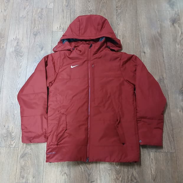 나이키 스톰핏 패딩 점퍼