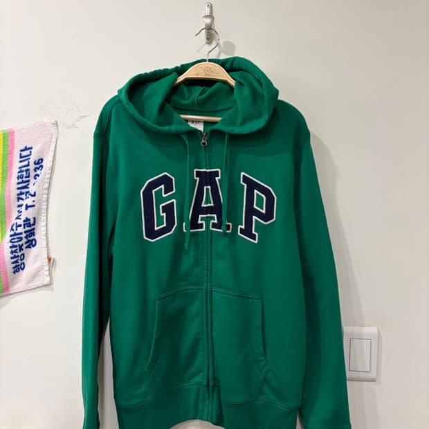 301. Gap 후드집업