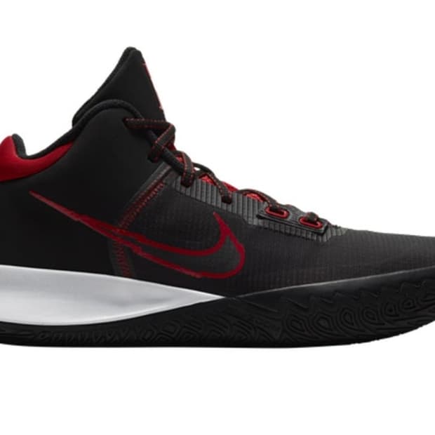 나이키 카이리 플라이탭4 농구화