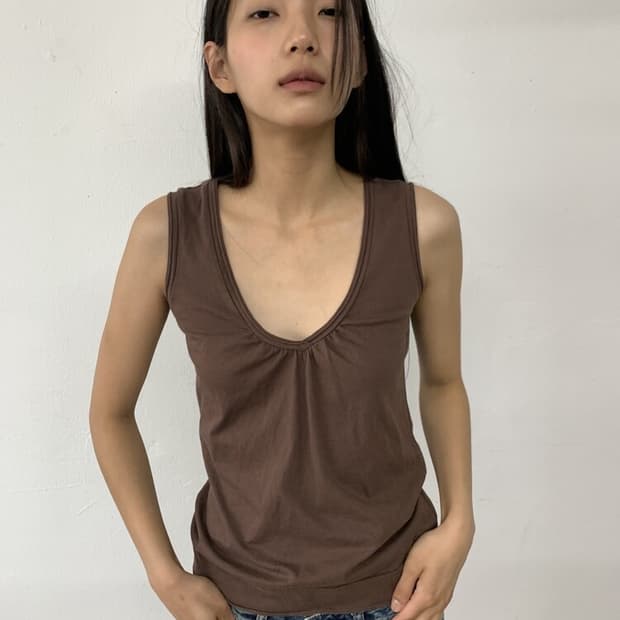 Benneton sleeveless