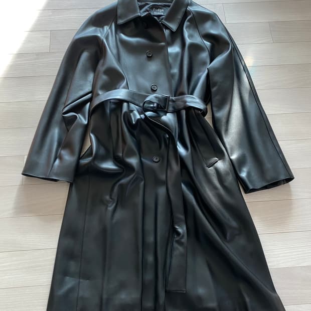 레더 롱 트렌치코트