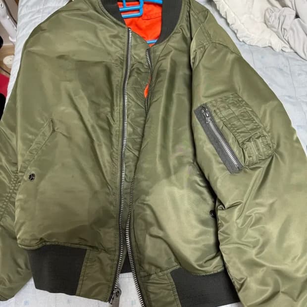 알파인더스트리 90 복각 모델 m사이즈 급처!