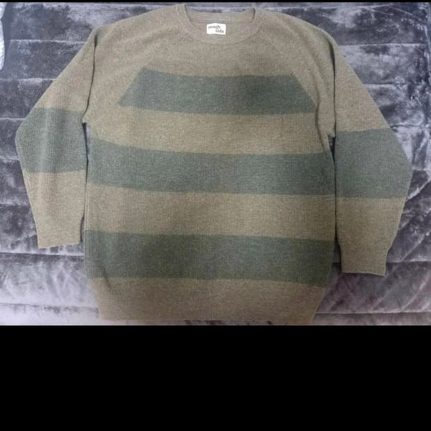 러프사이드 스트라이프 니트 올리브 1