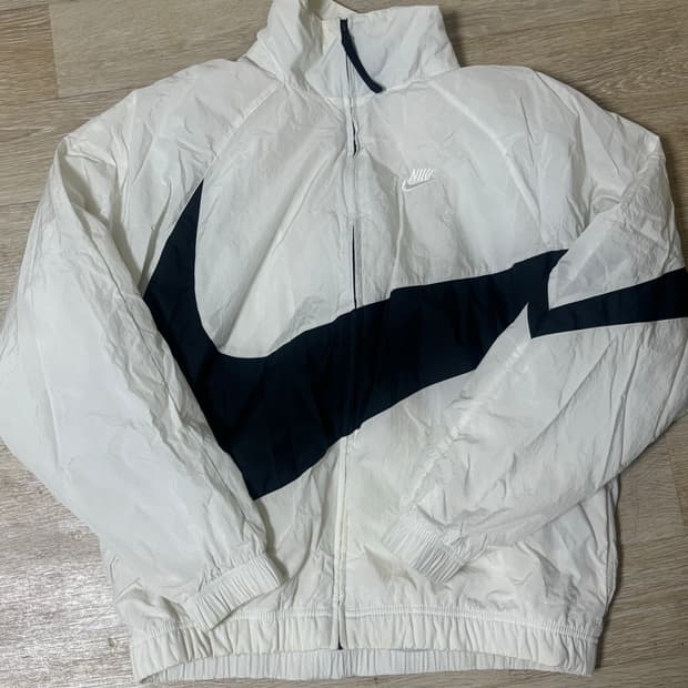 나이키 빅스우시 우븐 자켓 M사이즈