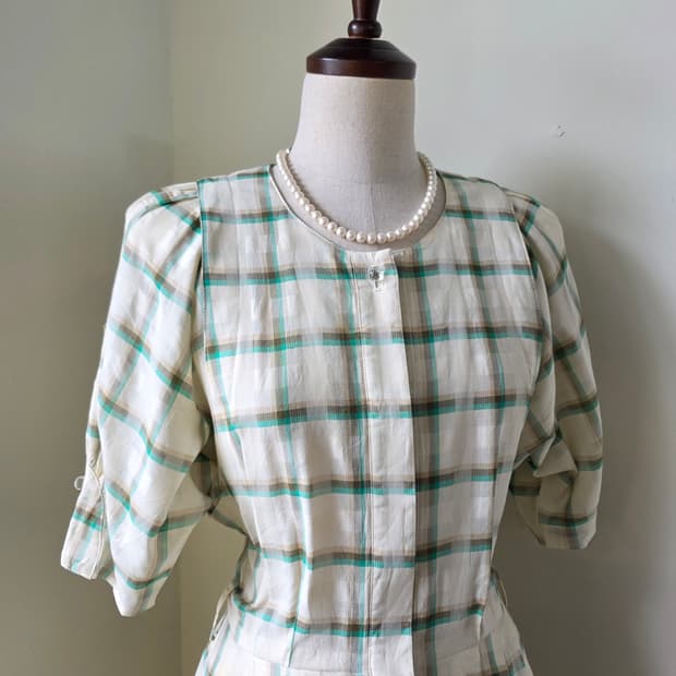 체크 반팔 원피스