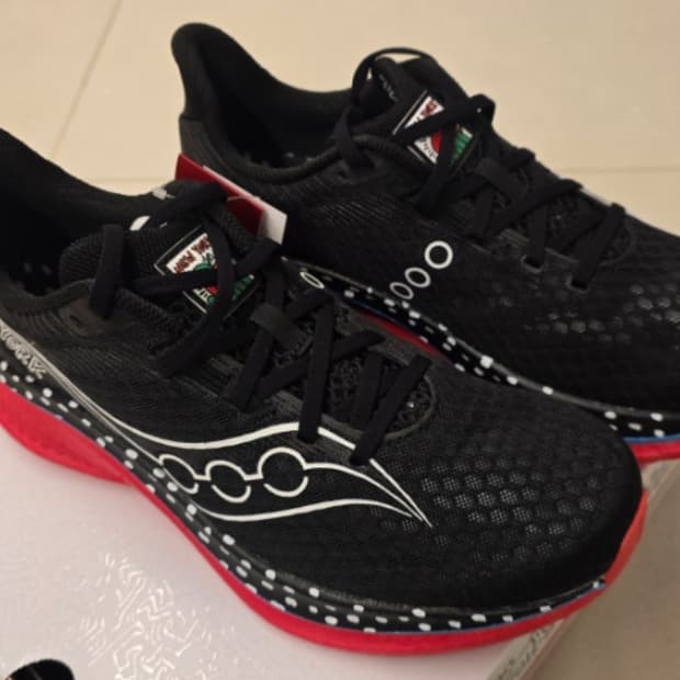 써코니 엔돌핀 스피드5 뉴욕 키스헤링 콜라보 285