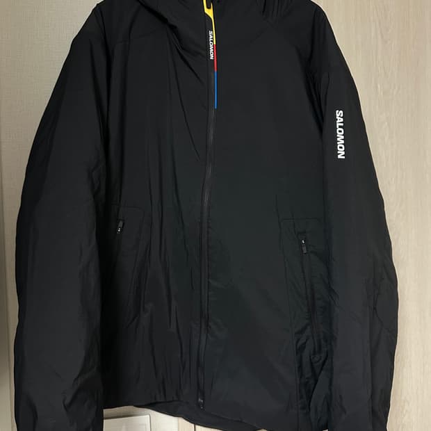 살로몬 모디세이 패딩 자켓 팝니다!