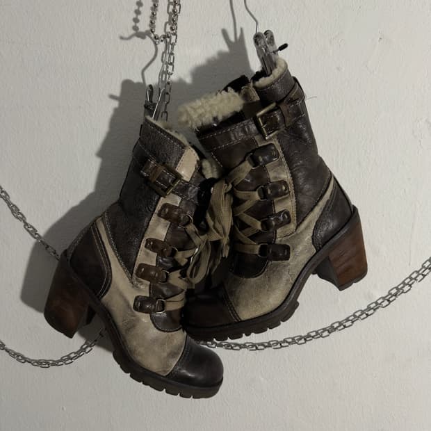 manas 퍼 무스탕 레이스 부츠