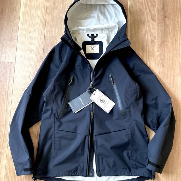 AIGLE 바람막이 블랙 L